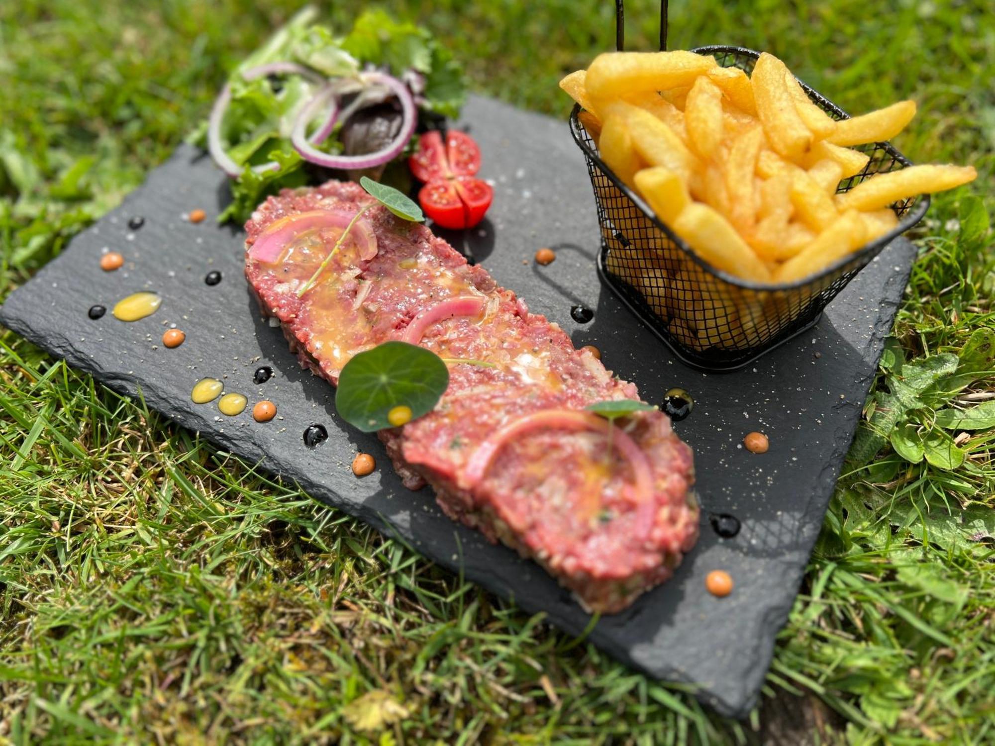 Logis Hotel, Chalets Et Restaurant Les Chatelmines لابْريسْ المظهر الخارجي الصورة